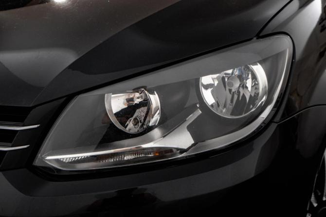 Volkswagen Touran I Рестайлинг 2 с пробегом 2013 года, цена 899 000 рублей, 13700 км, компактвэн, Автокод Объявления