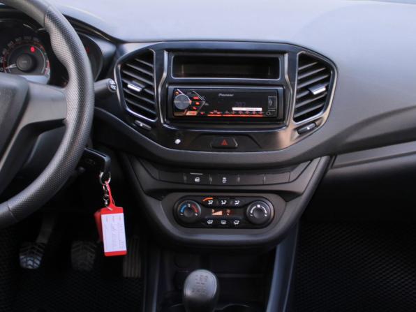 Lada (ВАЗ) Vesta I с пробегом 2018 года, цена 760 000 рублей, 140588 км, седан, Автокод Объявления