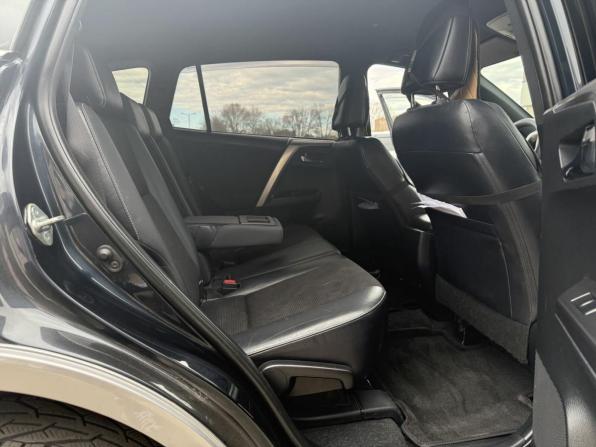 Toyota RAV4 IV (XA40) Рестайлинг с пробегом 2017 года, цена 2 656 000 рублей, 125488 км, внедорожник, Автокод Объявления