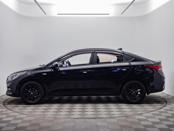 Hyundai Solaris II с пробегом 2017 года, цена 1 360 000 рублей, 119142 км, седан, Автокод Объявления