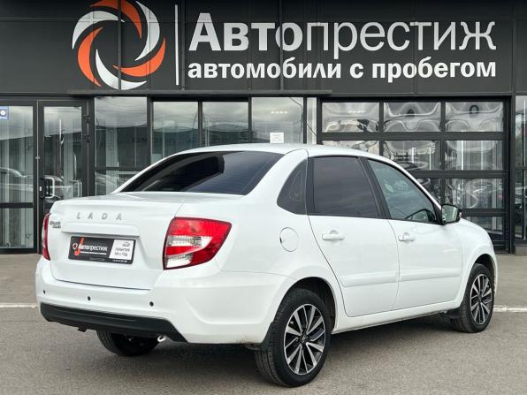Lada (ВАЗ) Granta I Рестайлинг с пробегом 2022 года, цена 738 000 рублей, 65229 км, лифтбек, Автокод Объявления