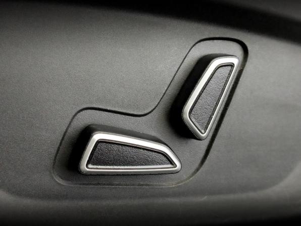 Changan UNI-V I с пробегом 2023 года, цена 2 100 000 рублей, 54035 км, лифтбек, Автокод Объявления