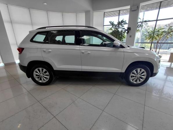 Skoda Karoq I с пробегом 2021 года, цена 2 460 000 рублей, 59000 км, внедорожник, Автокод Объявления