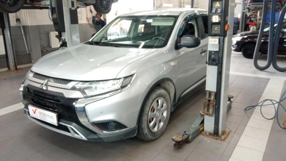 Mitsubishi Outlander III Рестайлинг 3 Санкт-Петербург  - изображение 2