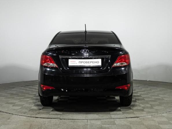 Hyundai Solaris I Рестайлинг с пробегом 2016 года, цена 989 000 рублей, 113160 км, седан, Автокод Объявления