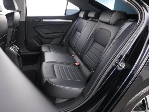 Skoda Superb III Рестайлинг с пробегом 2024 года, цена 3 033 444 рубля, 55026 км, лифтбек, Автокод Объявления