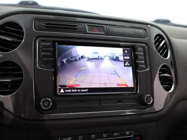 Volkswagen Tiguan I Рестайлинг с пробегом 2012 года, цена 1 379 000 рублей, 223050 км, внедорожник, Автокод Объявления