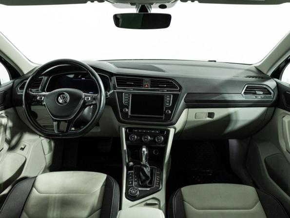 Volkswagen Tiguan II с пробегом 2017 года, цена 2 925 000 рублей, 88903 км, внедорожник, Автокод Объявления