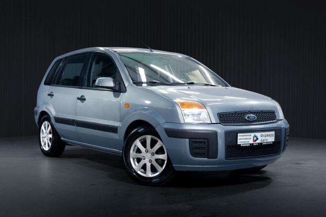 Ford Fusion I Рестайлинг