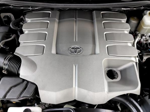 Toyota Land Cruiser 200 Series Рестайлинг 2 с пробегом 2016 года, цена 5 800 000 рублей, 153155 км, внедорожник, Автокод Объявления