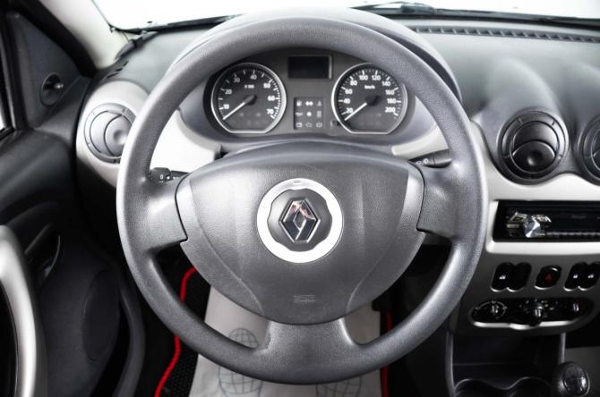 Renault Sandero I с пробегом 2013 года, цена 619 000 рублей, 181649 км, хэтчбек, Автокод Объявления