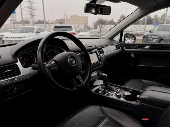 Volkswagen Touareg II с пробегом 2013 года, цена 2 189 900 рублей, 152693 км, внедорожник, Автокод Объявления