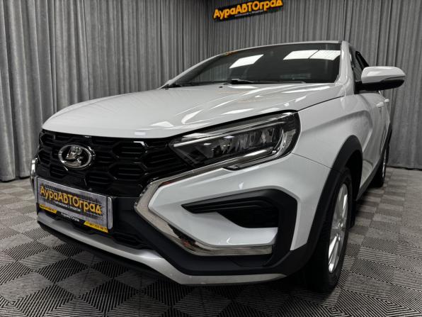 Lada (ВАЗ) Vesta I Рестайлинг (NG) с пробегом 2023 года, цена 1 370 000 рублей, 34343 км, седан, Автокод Объявления