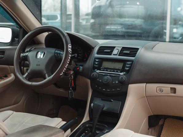 Honda Accord VII с пробегом 2004 года, цена 660 000 рублей, 182005 км, седан, Автокод Объявления