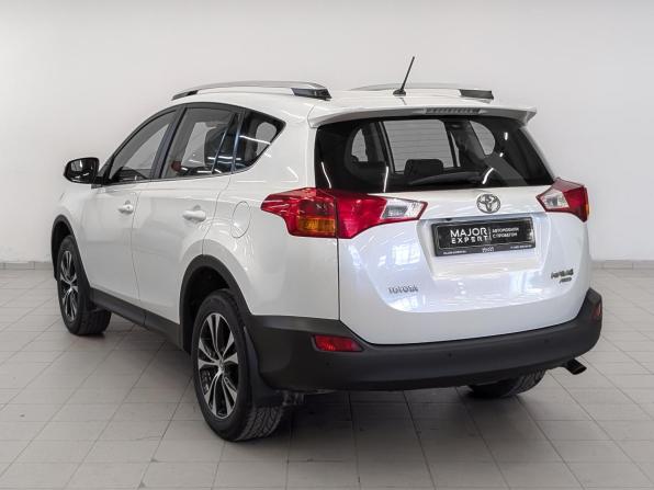 Toyota RAV4 IV (XA40) с пробегом 2015 года, цена 1 825 000 рублей, 236892 км, внедорожник, Автокод Объявления