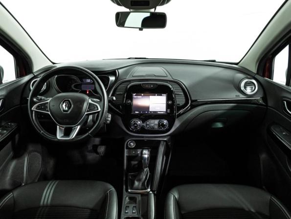 Renault Kaptur I Рестайлинг с пробегом 2022 года, цена 1 749 700 рублей, 49130 км, внедорожник, Автокод Объявления