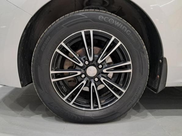 Hyundai Solaris II с пробегом 2019 года, цена 1 434 000 рублей, 75345 км, седан, Автокод Объявления
