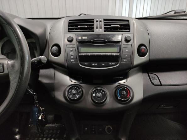 Toyota RAV4 III (XA30) Рестайлинг с пробегом 2011 года, цена 1 300 000 рублей, 263000 км, внедорожник, Автокод Объявления