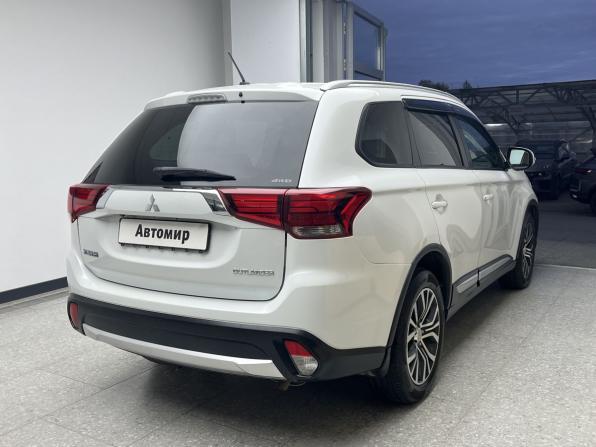 Mitsubishi Outlander III Рестайлинг с пробегом 2015 года, цена 1 620 000 рублей, 125000 км, внедорожник, Автокод Объявления