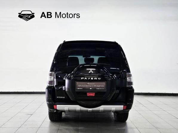 Mitsubishi Pajero IV Рестайлинг 2 с пробегом 2014 года, цена 2 450 000 рублей, 242000 км, внедорожник, Автокод Объявления