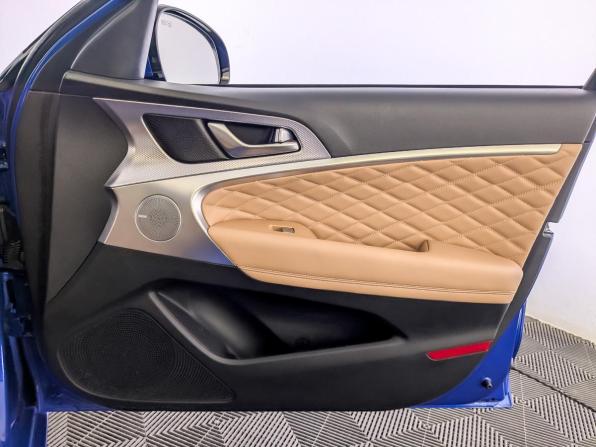 Genesis G70 I Рестайлинг с пробегом 2022 года, цена 2 999 000 рублей, 97799 км, седан, Автокод Объявления