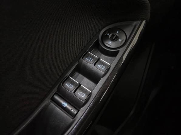 Ford Focus III Рестайлинг с пробегом 2018 года, цена 990 000 рублей, 202973 км, хэтчбек, Автокод Объявления