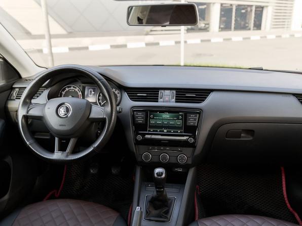Skoda Octavia III (A7) Рестайлинг с пробегом 2019 года, цена 1 824 000 рублей, 93037 км, лифтбек, Автокод Объявления