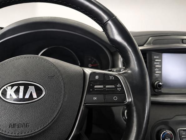 Kia Sorento III Prime Рестайлинг с пробегом 2018 года, цена 2 899 000 рублей, 93000 км, внедорожник, Автокод Объявления