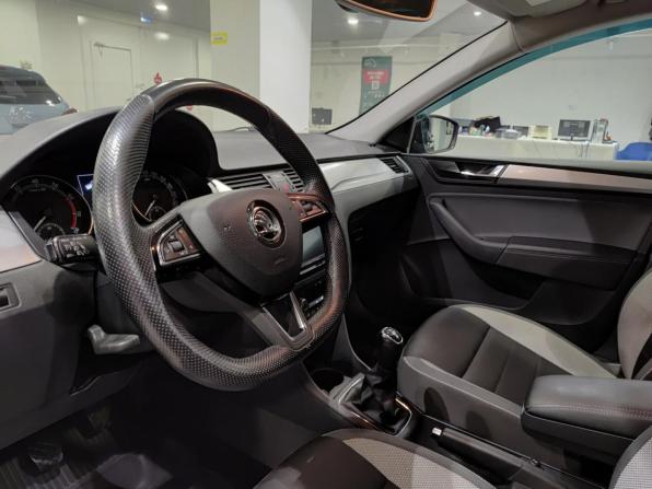 Skoda Rapid I Рестайлинг с пробегом 2019 года, цена 1 377 000 рублей, 123200 км, лифтбек, Автокод Объявления