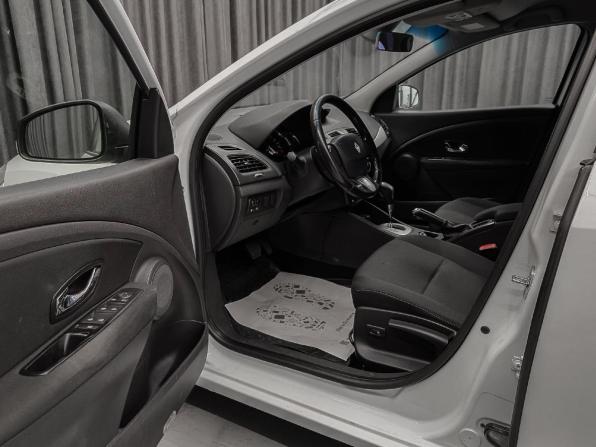 Renault Fluence I с пробегом 2012 года, цена 730 000 рублей, 178000 км, седан, Автокод Объявления