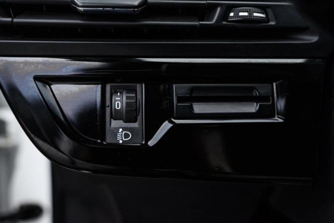 Citroen C4 Picasso II Рестайлинг с пробегом 2017 года, цена 1 450 000 рублей, 123794 км, компактвэн, Автокод Объявления