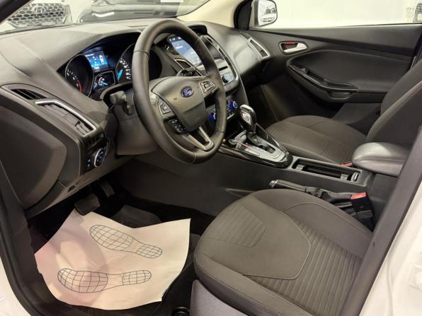 Ford Focus III Рестайлинг с пробегом 2018 года, цена 999 000 рублей, 81293 км, хэтчбек, Автокод Объявления