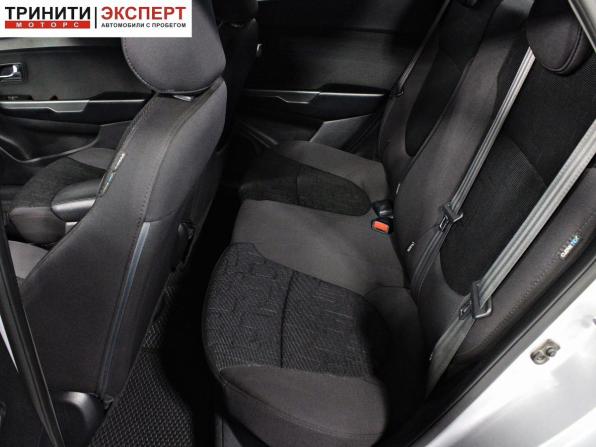 Kia Rio III Рестайлинг с пробегом 2015 года, цена 1 057 000 рублей, 188209 км, седан, Автокод Объявления
