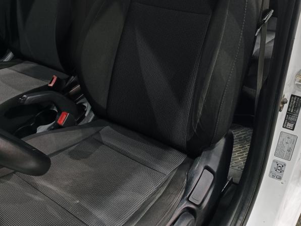 Hyundai Solaris II с пробегом 2018 года, цена 949 000 рублей, 245837 км, седан, Автокод Объявления