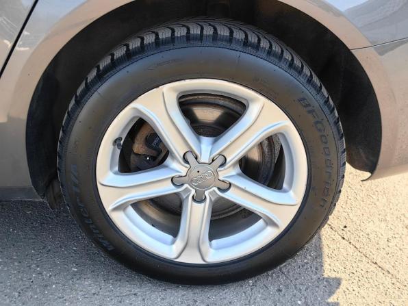 Audi A4 IV (B8) Рестайлинг с пробегом 2014 года, цена 1 235 000 рублей, 142000 км, седан, Автокод Объявления