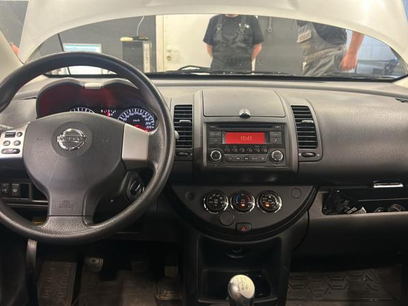 Nissan Note I Рестайлинг с пробегом 2013 года, цена 690 000 рублей, 73922 км, хэтчбек, Автокод Объявления
