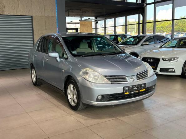 Nissan Tiida I с пробегом 2005 года, цена 490 000 рублей, 303259 км, седан, Автокод Объявления