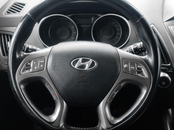 Hyundai ix35 I Рестайлинг с пробегом 2014 года, цена 1 499 900 рублей, 186000 км, внедорожник, Автокод Объявления