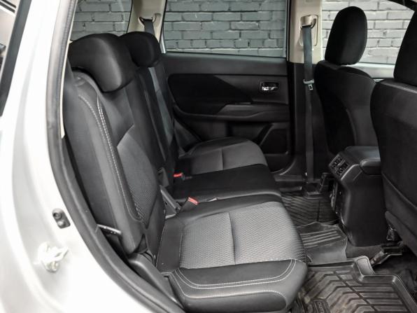 Mitsubishi Outlander III Рестайлинг 3 с пробегом 2019 года, цена 2 090 000 рублей, 118599 км, внедорожник, Автокод Объявления