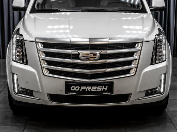 Cadillac Escalade IV с пробегом 2016 года, цена 3 347 000 рублей, 226002 км, внедорожник, Автокод Объявления