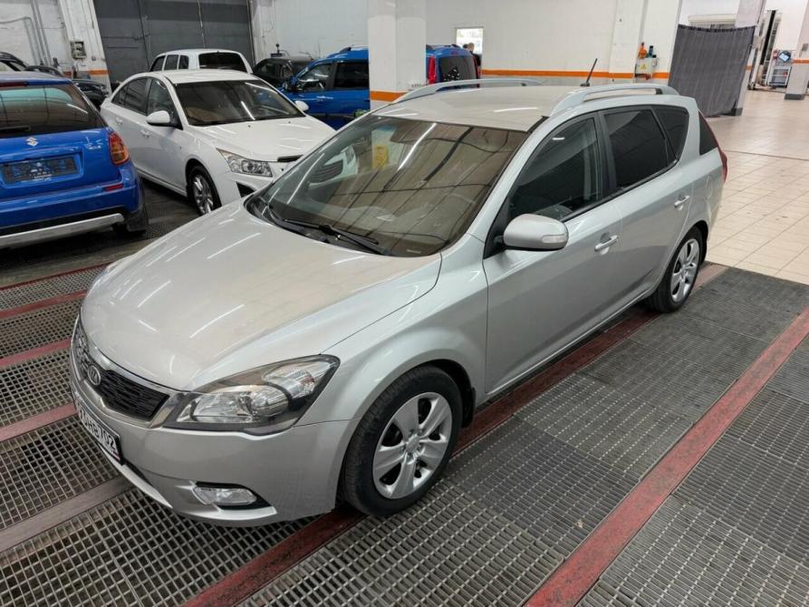 Kia Ceed I Рестайлинг Магнитогорск  - изображение 1