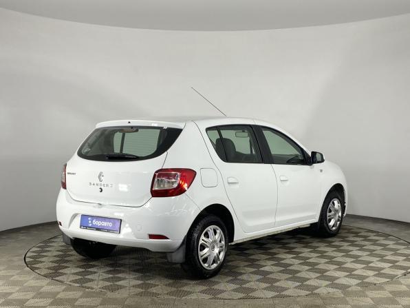 Renault Sandero II Рестайлинг с пробегом 2018 года, цена 830 000 рублей, 173224 км, хэтчбек, Автокод Объявления