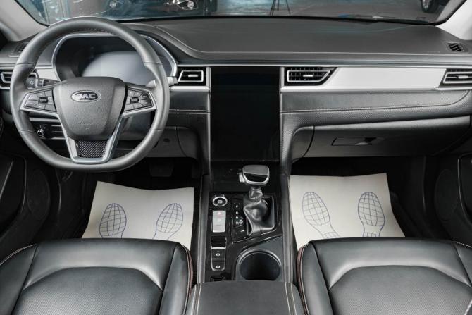 JAC J7 I с пробегом 2023 года, цена 1 059 000 рублей, 67331 км, лифтбек, Автокод Объявления