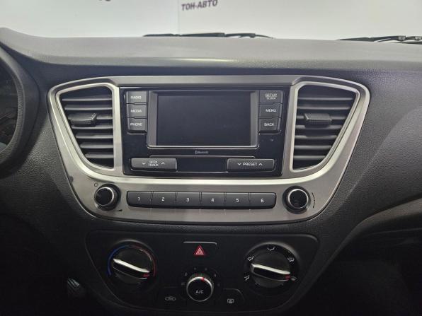 Hyundai Solaris II Рестайлинг с пробегом 2021 года, цена 1 161 000 рублей, 156579 км, седан, Автокод Объявления