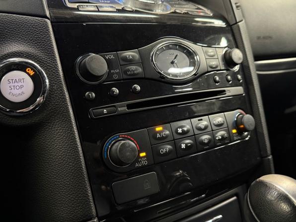 Infiniti QX70 с пробегом 2013 года, цена 1 750 000 рублей, 254876 км, внедорожник, Автокод Объявления