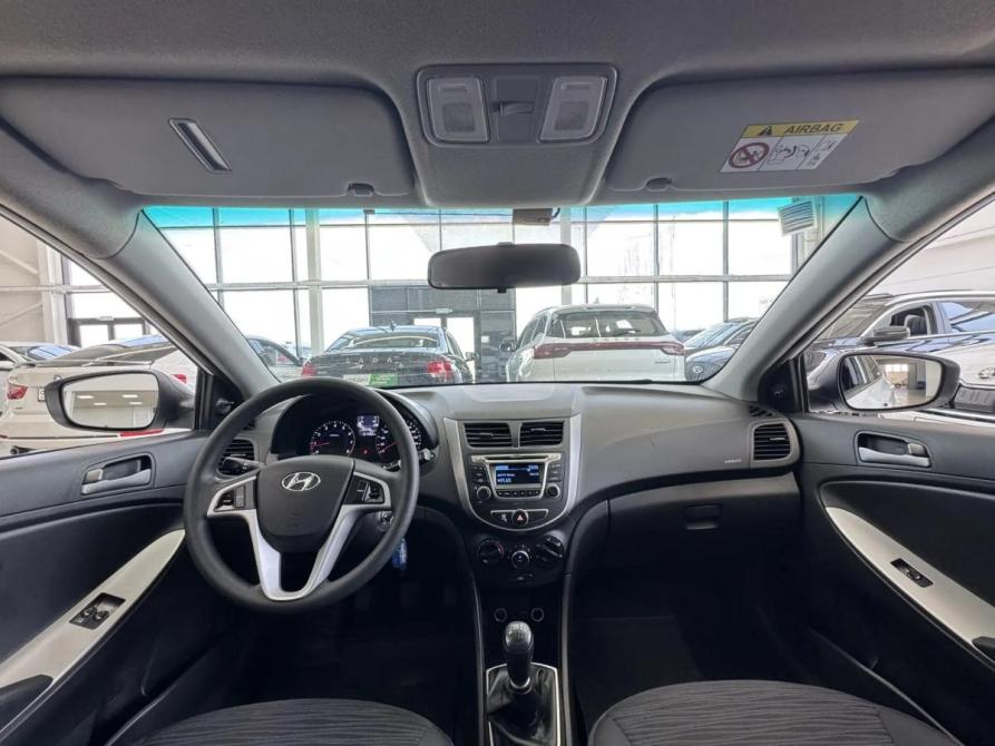 Hyundai Solaris I Рестайлинг Шахты  - изображение 13