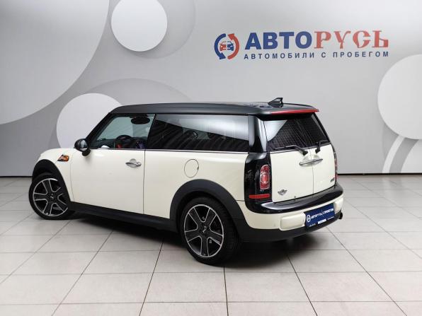 Mini Clubman I Рестайлинг с пробегом 2011 года, цена 695 000 рублей, 168041 км, хэтчбек, Автокод Объявления
