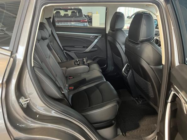 Geely Atlas Pro с пробегом 2023 года, цена 2 055 900 рублей, 56862 км, внедорожник, Автокод Объявления