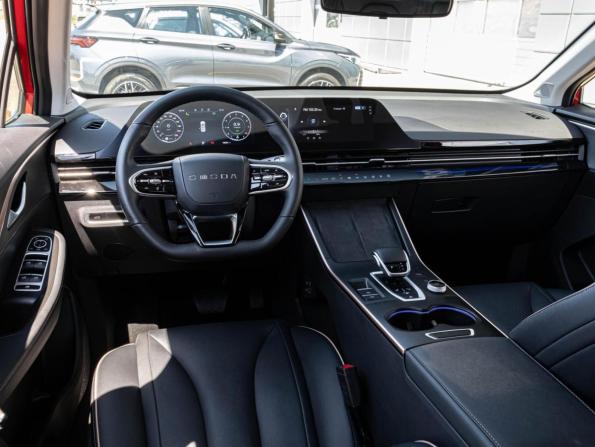 Omoda C5 I с пробегом 2023 года, цена 1 880 000 рублей, 18651 км, внедорожник, Автокод Объявления