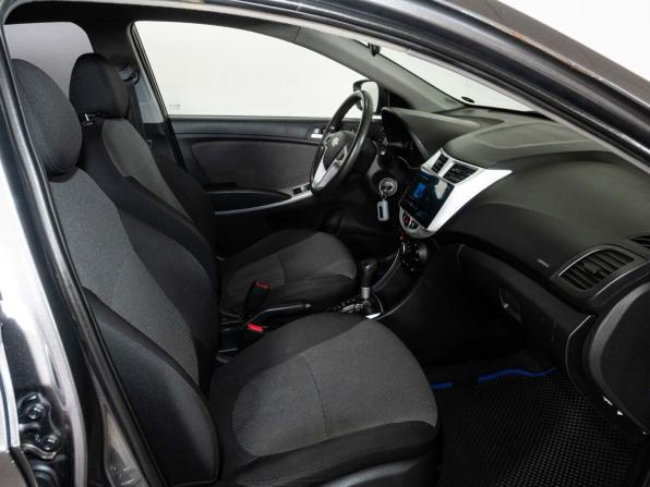 Hyundai Solaris I с пробегом 2011 года, цена 650 000 рублей, 210042 км, хэтчбек, Автокод Объявления